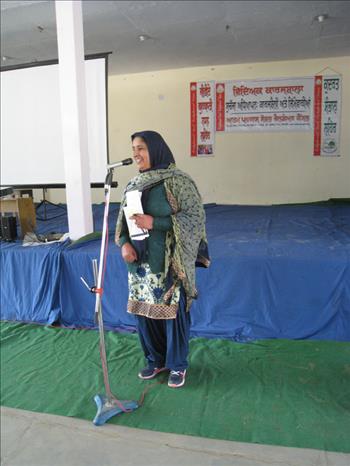 Mrs. Paramjit Kaur, Guru Hargobind Public Sen. Sec. School, Sidhwan appreciating the efforts of Atam Pargas Social Welfare Council and beseeching the teachers to join Atam Pargas 