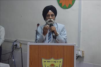 S.Amarjit Singh, Executive Director, Dagshai Public School( Solan, HP) giving his well wishes for success of the workshop