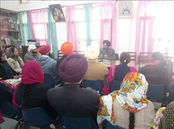 Dr. Varinderpal Singh focussing on certain points during the meeting.