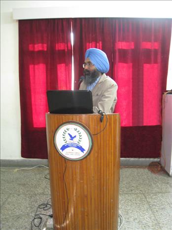 Dr. Varinderpal Singh, Chairman, Atam Pargas Social Welfare Council during his encouraging speech