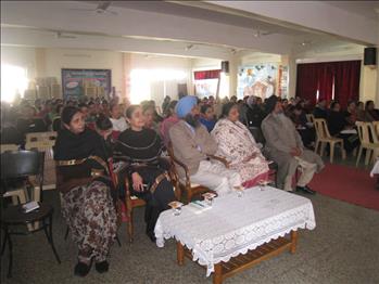 Pr. Gurmant Kaur, Dr. Varinderpal Singh and other teachers listening to each and every word with a beautiful pin drop silence