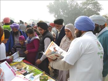 Visitors of all ages are seen engrossed in Atam Pargas Publications.