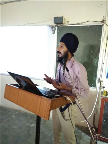 S.Harpreet Singh addressing the Positive Thinkers. 