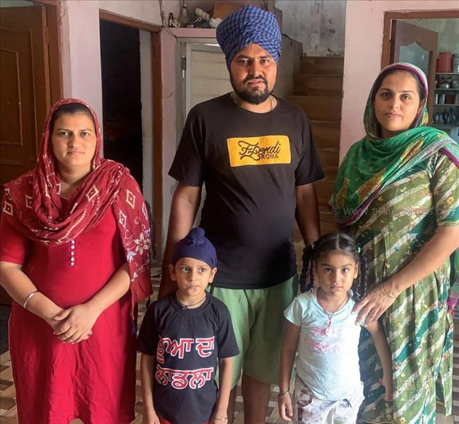 Support to the family of late Ratan Singh