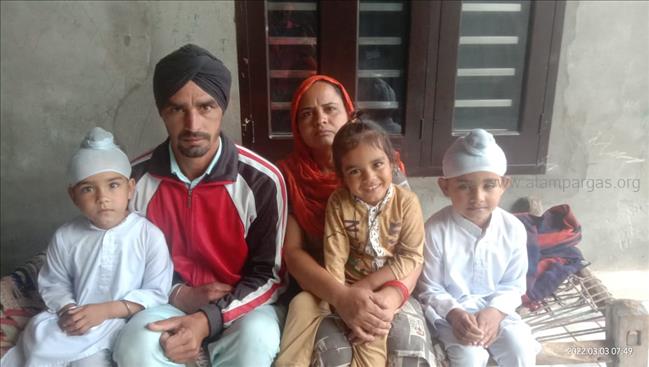 Support to the family of late Hari Singh