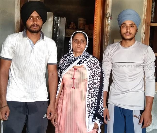 Support to the family of late Gurmeet Singh
