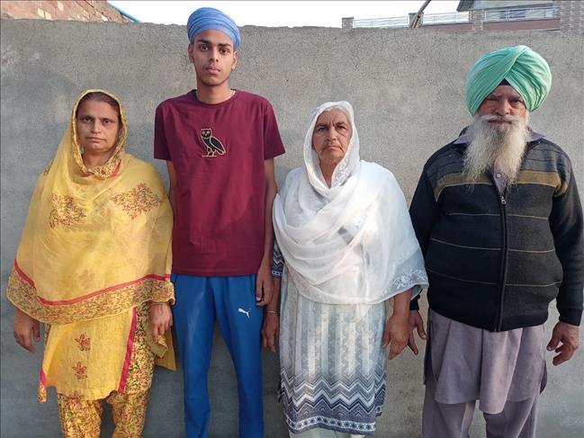Support to the family of late Parvinder Singh